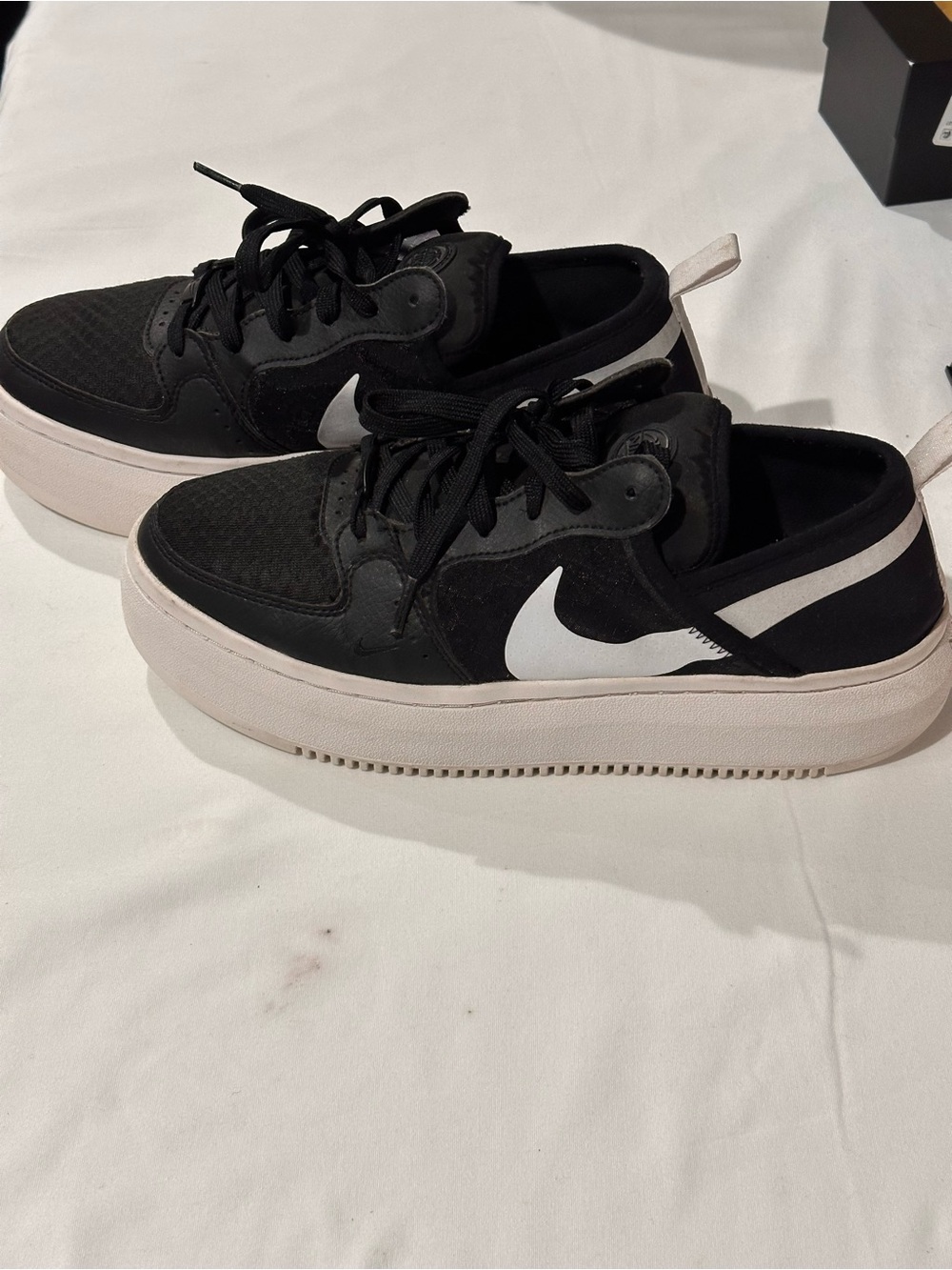 Nike Court Vision Low Next Nature Black White Sneakers Men’s Size 11 - Picture 3 of 6